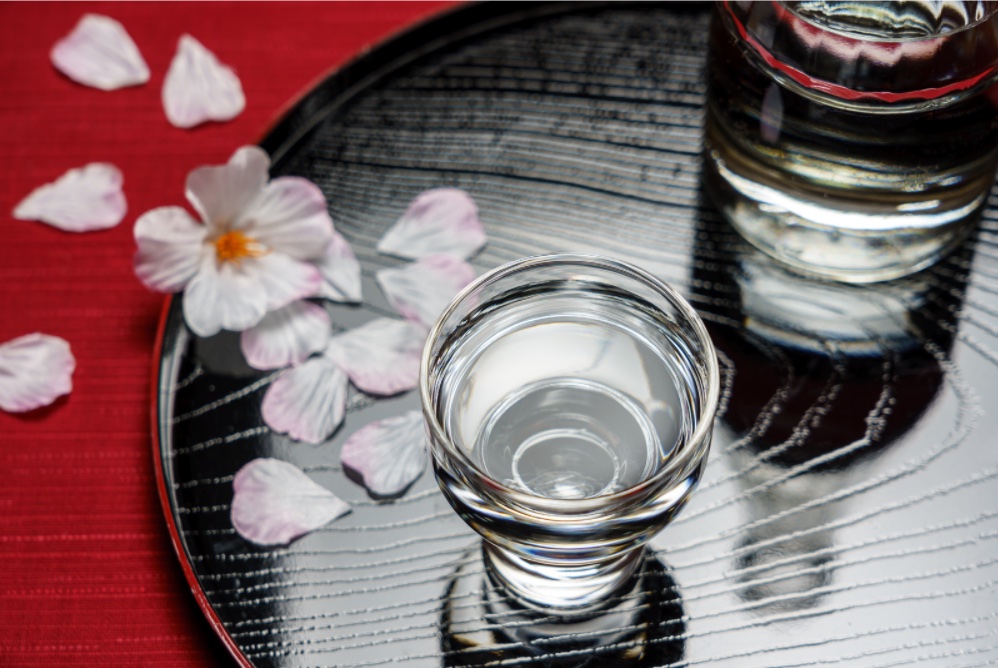 日本酒と桜